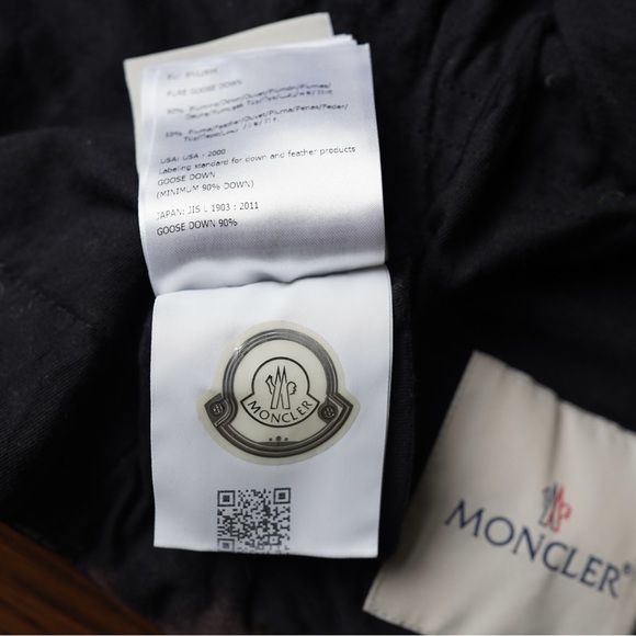 Moncler unisex jacket 2T - Picture 9 of 10